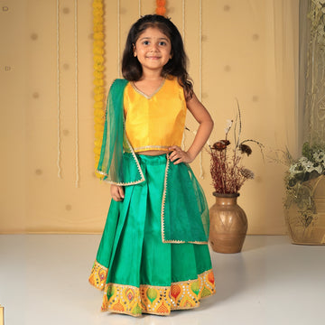 Vaanee Designz Silk Blend Readymade Embroidered 3 Piece Lehenga Choli Set|Lehenga Choli,Ethnic Wear|Lehenga for Kids|Lehenga Set for Wedding and Festival(Green & Yellow)