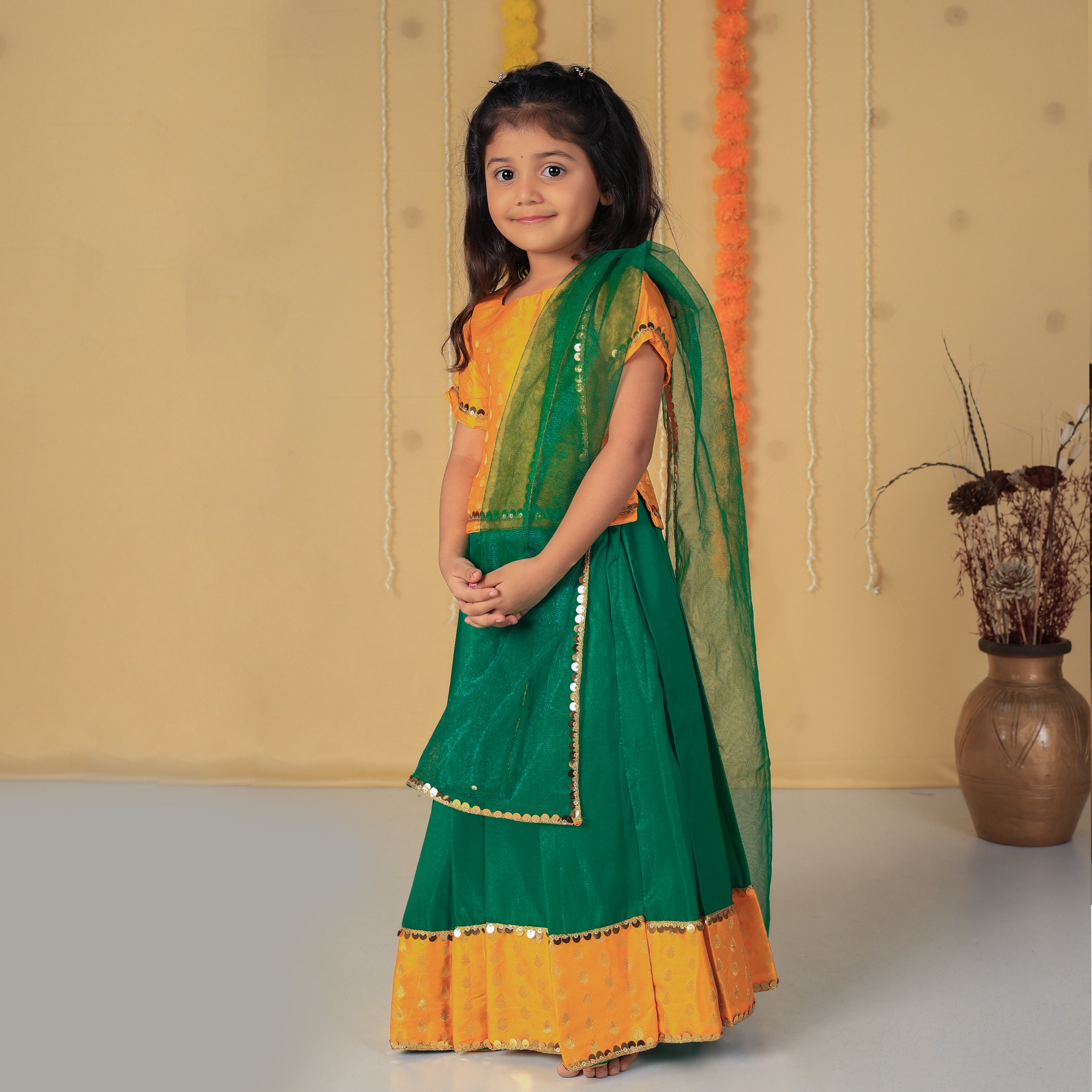 Vaanee Designz Silk Blend Readymade Embroidered 3 Piece Lehenga Choli Set|Lehenga Choli,Ethnic Wear|Lehenga for Kids|Lehenga Set for Wedding and Festival(Yellow & Green)