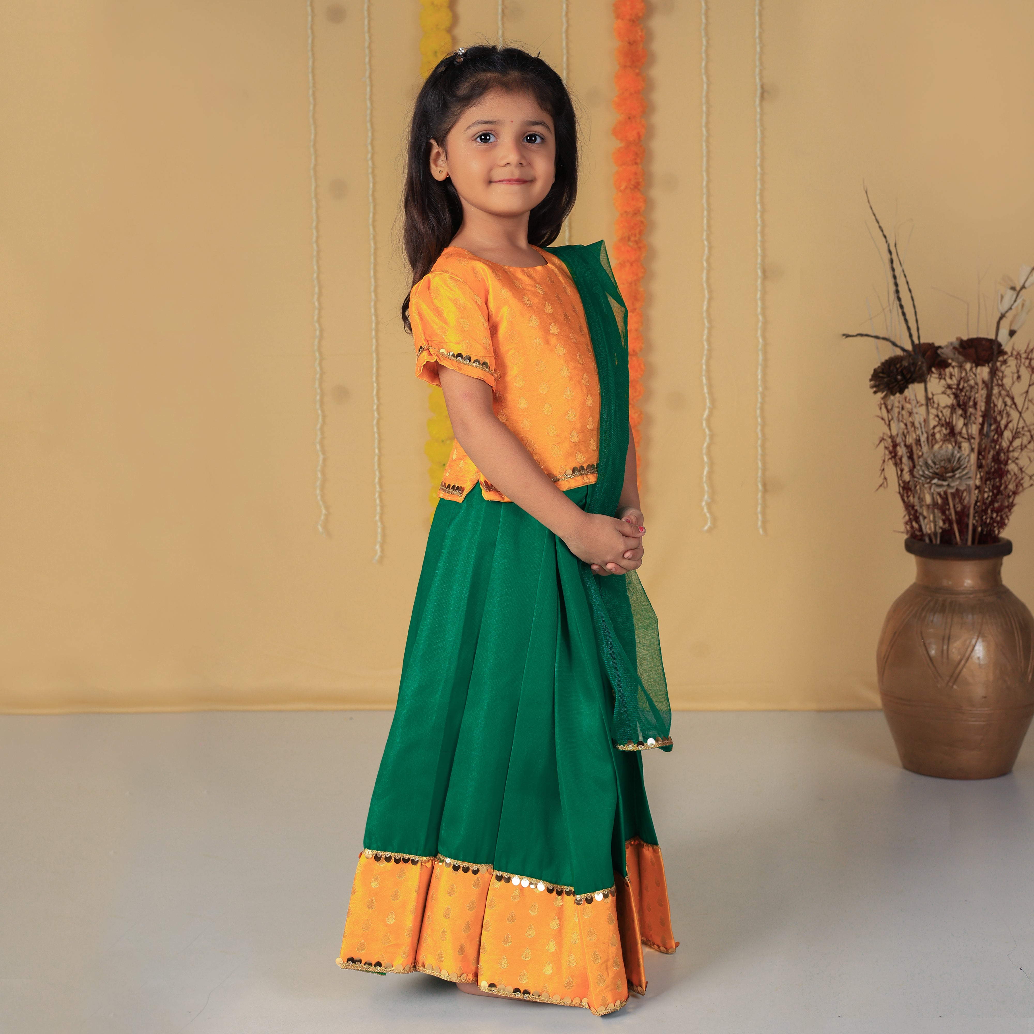 Vaanee Designz Silk Blend Readymade Embroidered 3 Piece Lehenga Choli Set|Lehenga Choli,Ethnic Wear|Lehenga for Kids|Lehenga Set for Wedding and Festival(Yellow & Green)