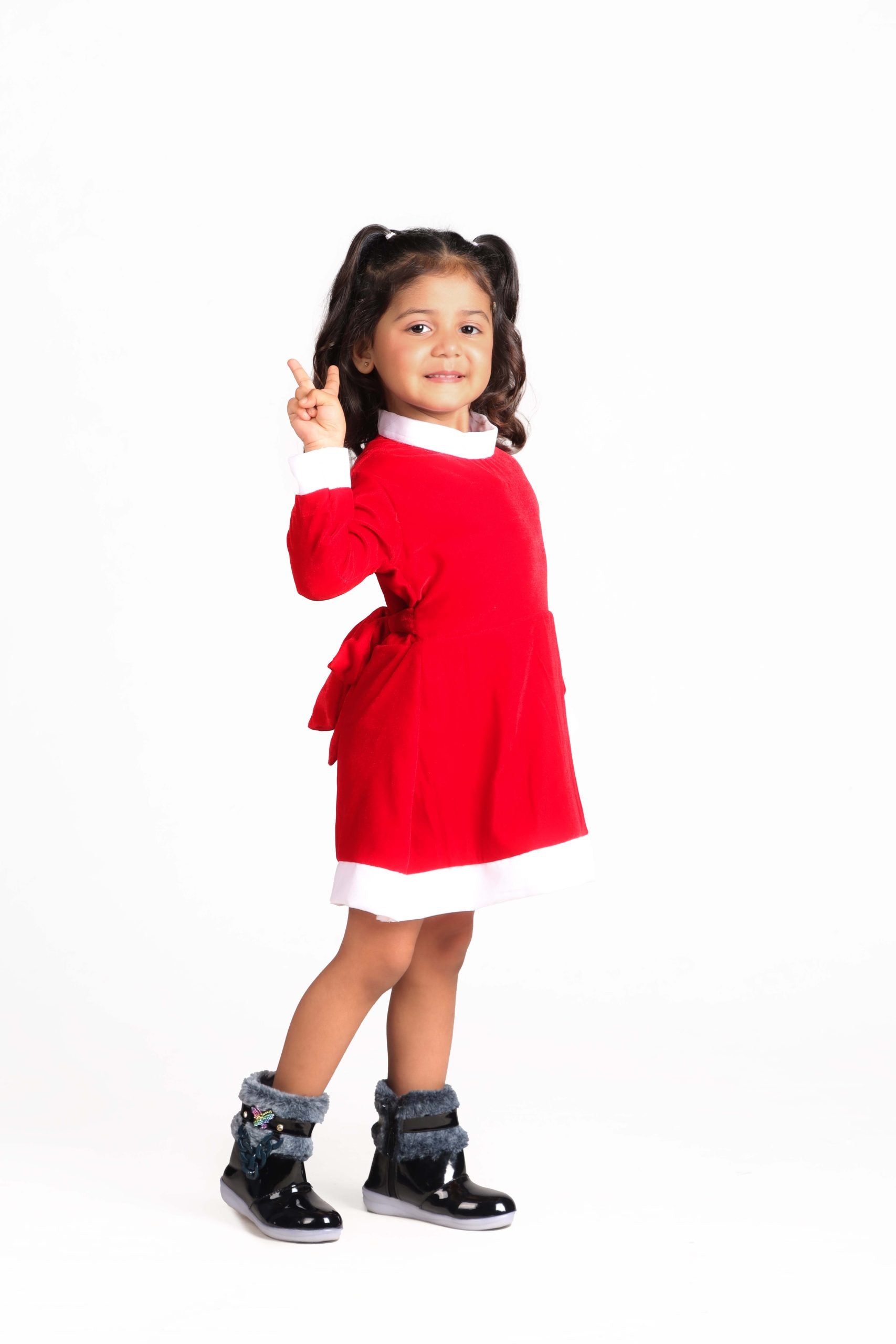 ITSMYCOSTUME Santa Costume For Girls - Mrs Girls Santa Costume With Santa Cap (Velvet)