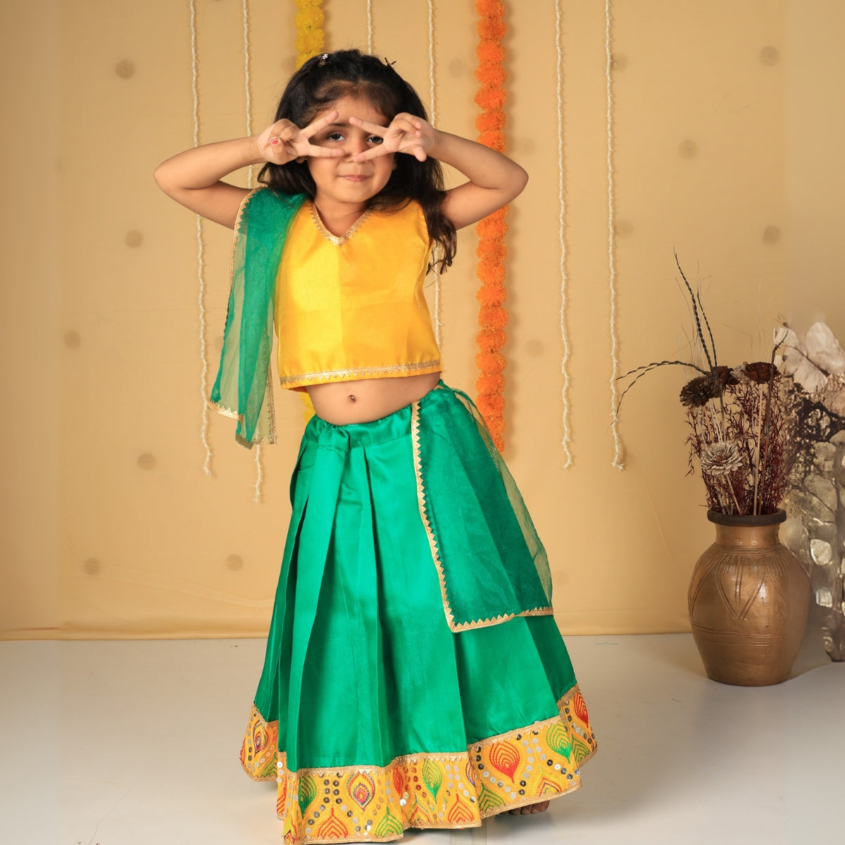 Vaanee Designz Silk Blend Readymade Embroidered 3 Piece Lehenga Choli Set|Lehenga Choli,Ethnic Wear|Lehenga for Kids|Lehenga Set for Wedding and Festival(Green & Yellow)