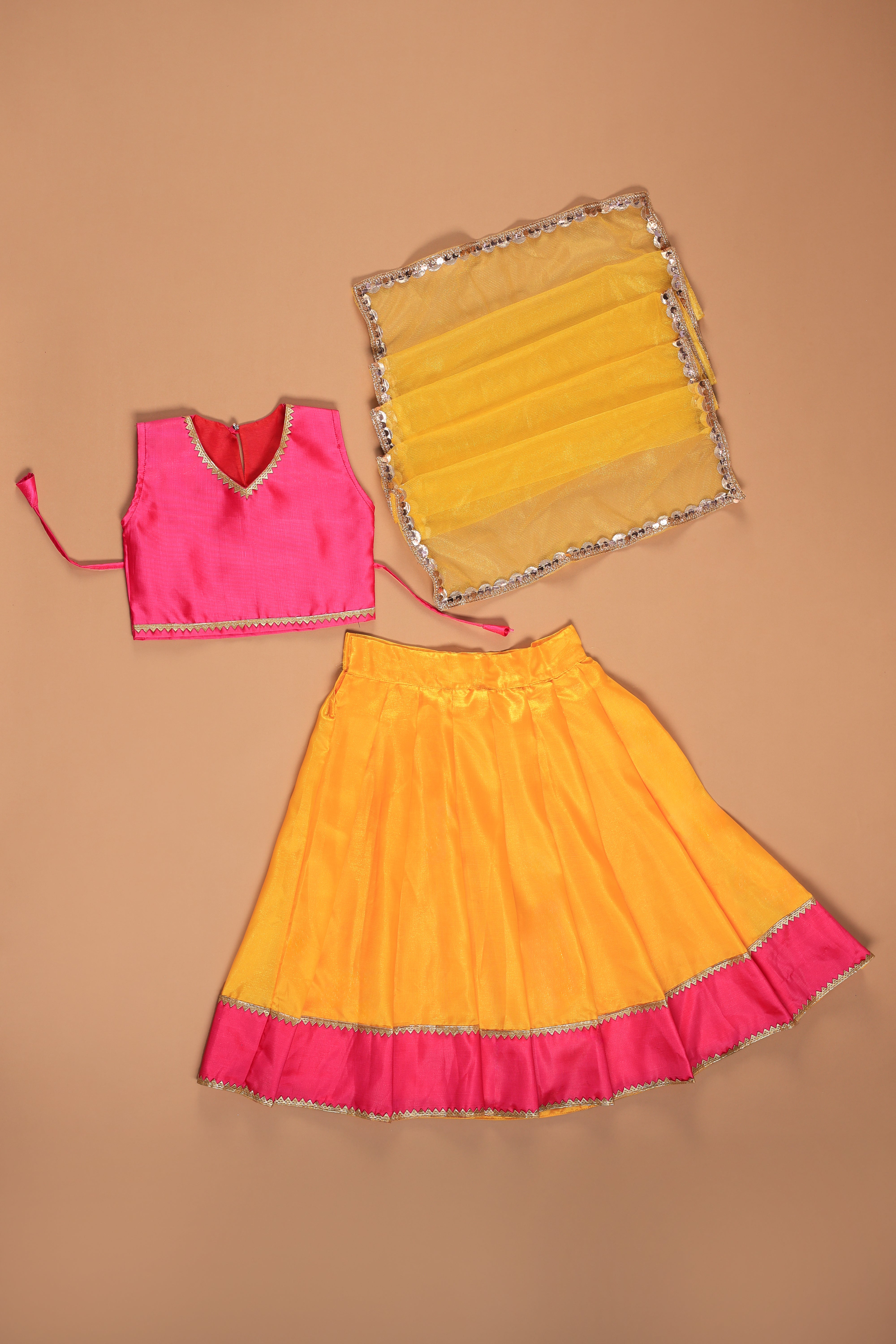 Vaanee Designz Silk Blend Readymade Embroidered 3 Piece Lehenga Choli Set|Lehenga Choli,Ethnic Wear|Lehenga for Kids|Lehenga Set for Wedding and Festival(Yellow & Magenta)