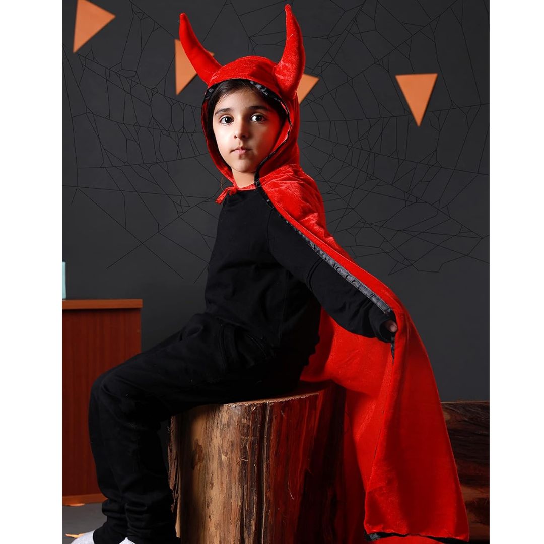 ITSMYCOSTUME Halloween Dress for Boys &amp; Girls Kids Red Cape with Devil Horn Kids Costume Complete Set